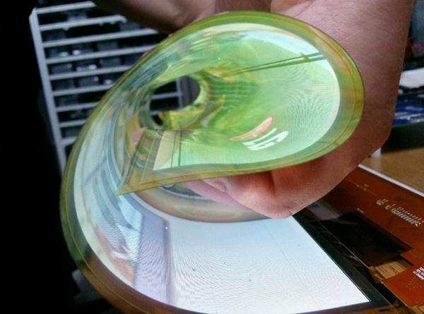 Flexible-(Rollable)-OLED_02